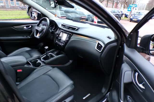 Nissan Qashqai (2017) thumbnail 13