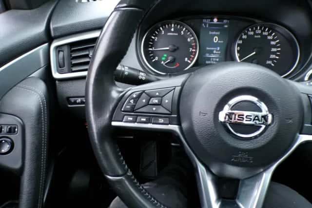 Nissan Qashqai (2017) thumbnail 18