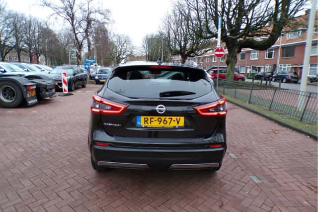 Nissan Qashqai (2017) thumbnail 9