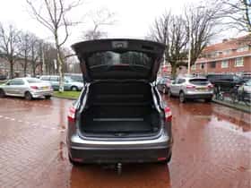 Nissan Qashqai (2017) thumbnail 12