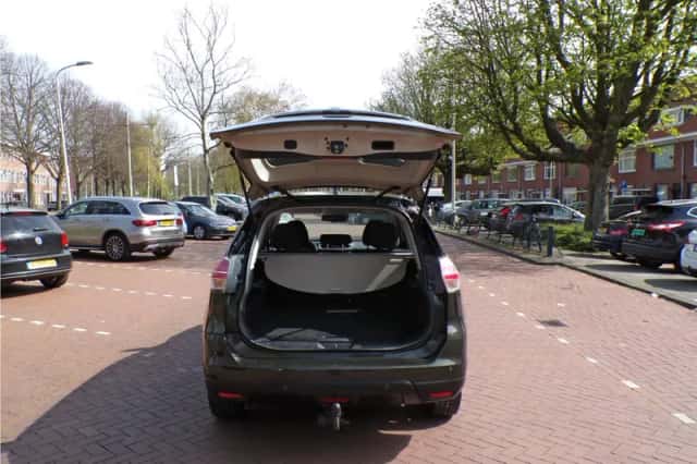 Nissan X-Trail (2016) thumbnail 12