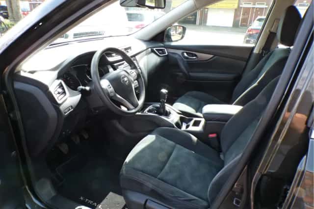 Nissan X-Trail (2016) thumbnail 15