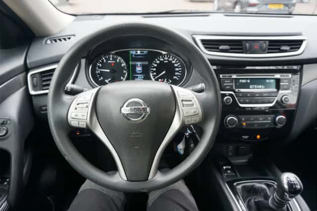 Nissan X-Trail (2016) thumbnail 22