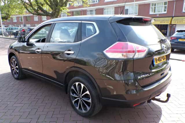 Nissan X-Trail (2016) thumbnail 10