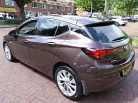 Opel Astra (2016) thumbnail 10