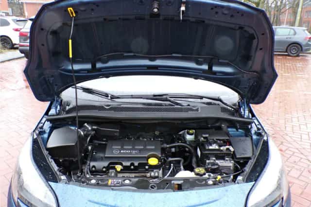 Opel Corsa (2017) thumbnail 12