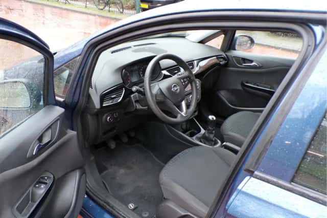 Opel Corsa (2017) thumbnail 3