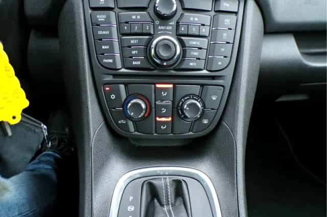 Opel Meriva (2013) thumbnail 24