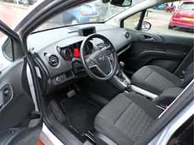 Opel Meriva (2013) thumbnail 4