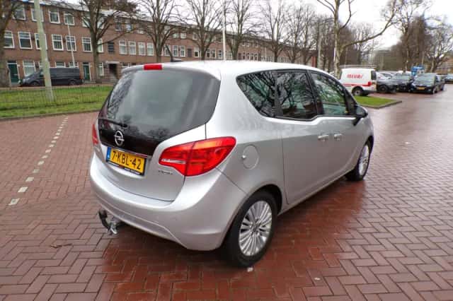 Opel Meriva (2013) thumbnail 8
