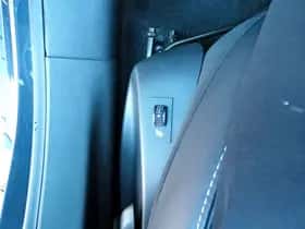 Peugeot 2008 (2017) thumbnail 18