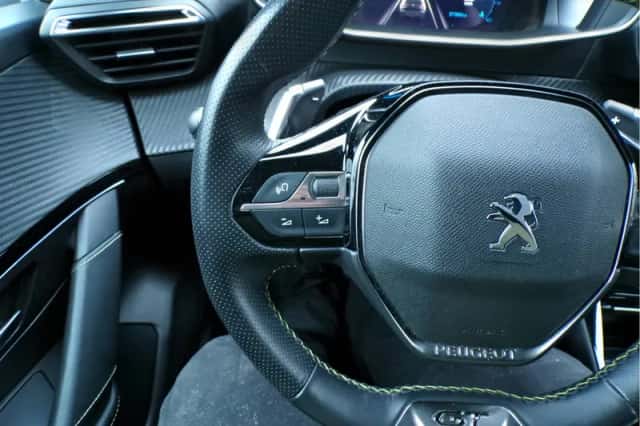 Peugeot 208 (2021) thumbnail 22