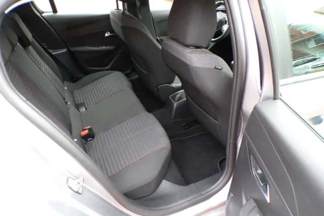 Peugeot 208 (2022) thumbnail 13