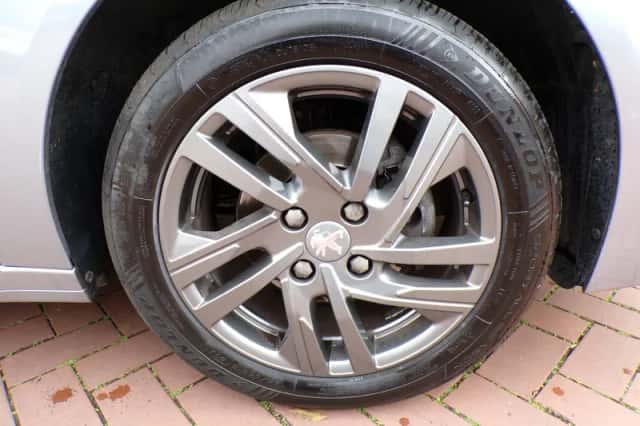 Peugeot 208 (2022) thumbnail 15