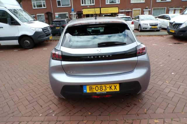 Peugeot 208 (2022) thumbnail 4