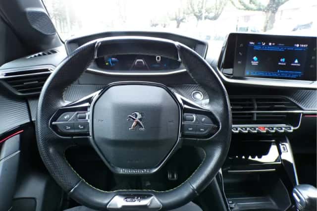 Peugeot 208 (2020) thumbnail 18