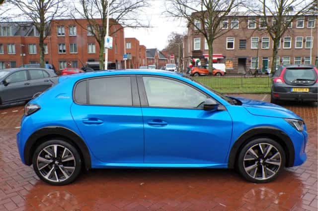 Peugeot 208 (2020) thumbnail 7
