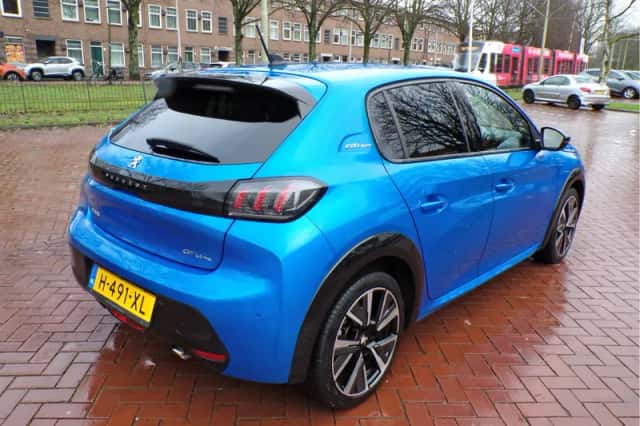 Peugeot 208 (2020) thumbnail 8