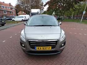 Peugeot 3008 (2016) thumbnail 3