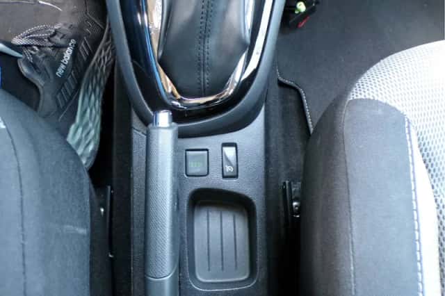 Renault Captur (2017) thumbnail 20