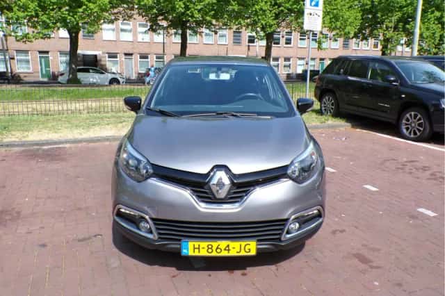 Renault Captur (2017) thumbnail 5