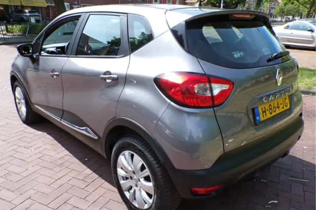 Renault Captur (2017) thumbnail 10
