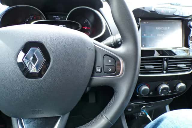 Renault Clio (2018) thumbnail 20