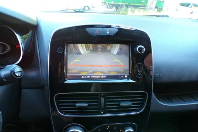 Renault Clio (2017) thumbnail 23