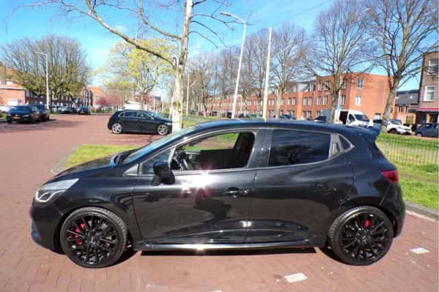 Renault Clio (2013) thumbnail 2