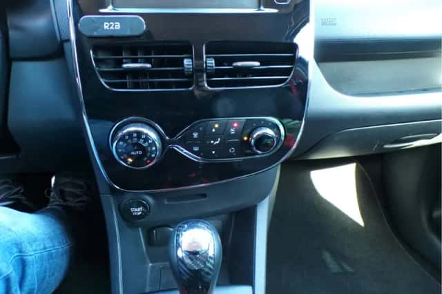 Renault Clio (2013) thumbnail 23