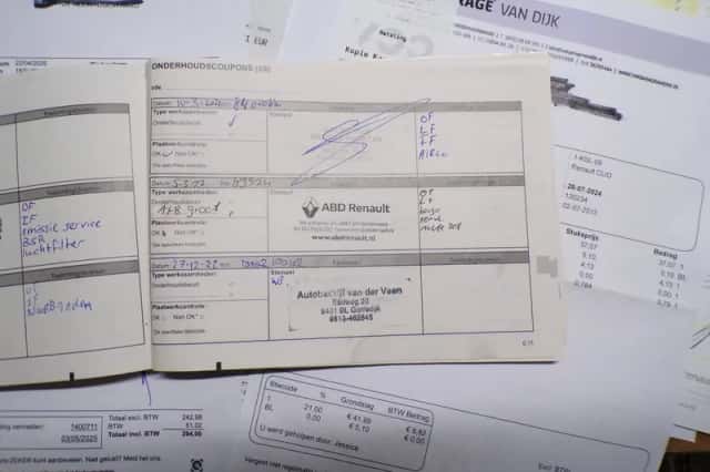 Renault Clio (2013) thumbnail 33