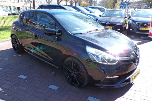 Renault Clio (2013) thumbnail 6