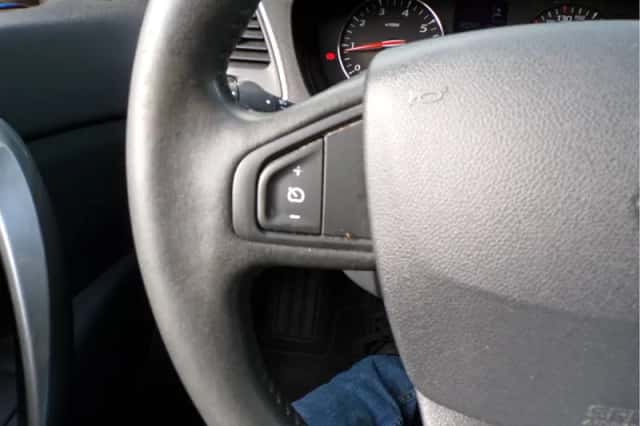 Renault Laguna (2012) thumbnail 19