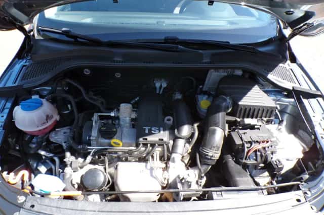 SEAT Toledo (2013) thumbnail 12