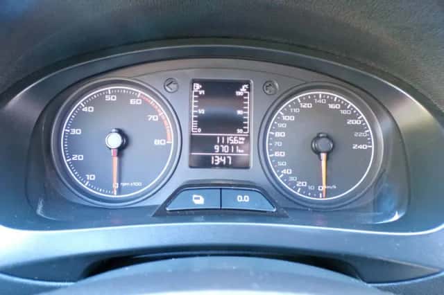 SEAT Toledo (2013) thumbnail 16
