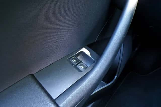 SEAT Toledo (2013) thumbnail 17