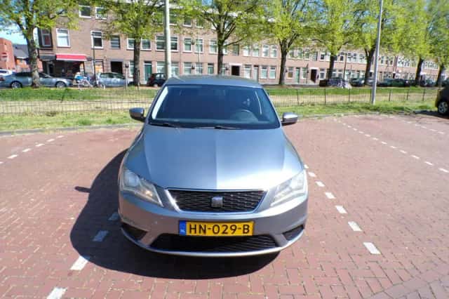 SEAT Toledo (2013) thumbnail 5