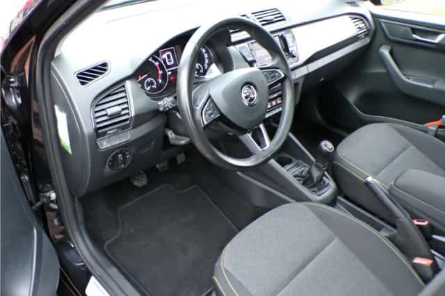 Škoda Fabia (2019) thumbnail 3