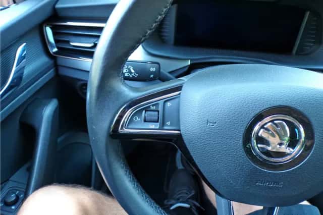 Škoda Kamiq (2019) thumbnail 21