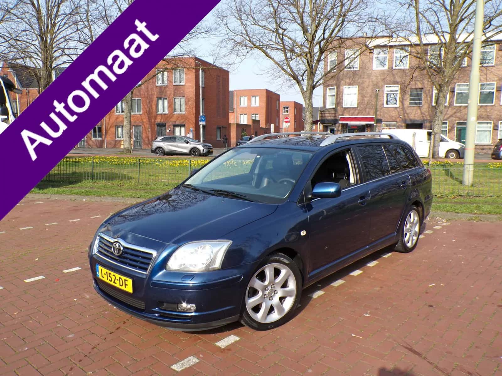 Toyota Avensis (2004) — foto 1