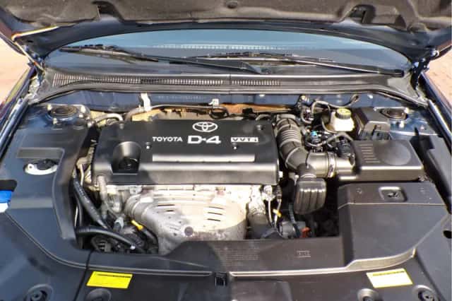 Toyota Avensis (2004) thumbnail 13
