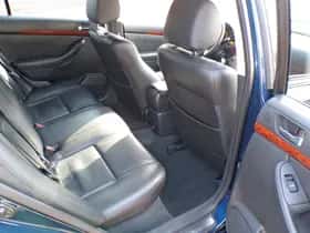 Toyota Avensis (2004) thumbnail 15