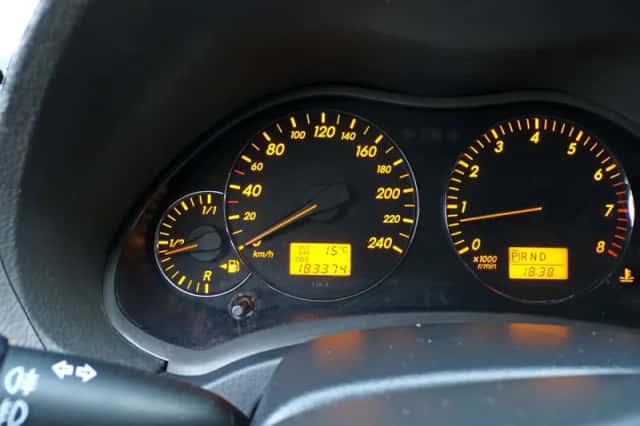 Toyota Avensis (2004) thumbnail 18