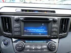 Toyota RAV4 (2016) thumbnail 23