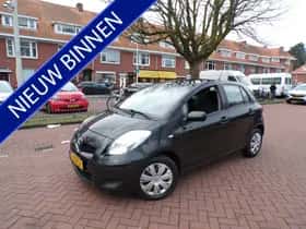 Toyota Yaris (2009) thumbnail 1