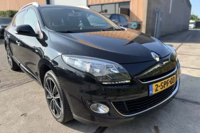 Renault Mégane (2013) thumbnail 2