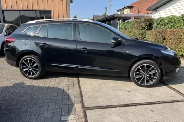 Renault Mégane (2013) thumbnail 4