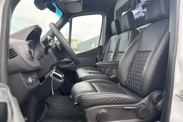 Mercedes-Benz Sprinter (2018) thumbnail 6