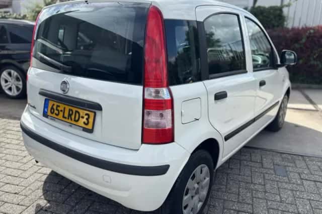 Fiat Panda (2010) thumbnail 5