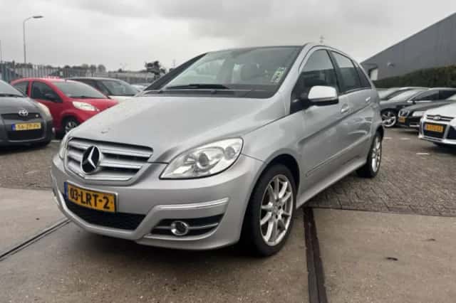 Mercedes-Benz B-Klasse (2010) thumbnail 1